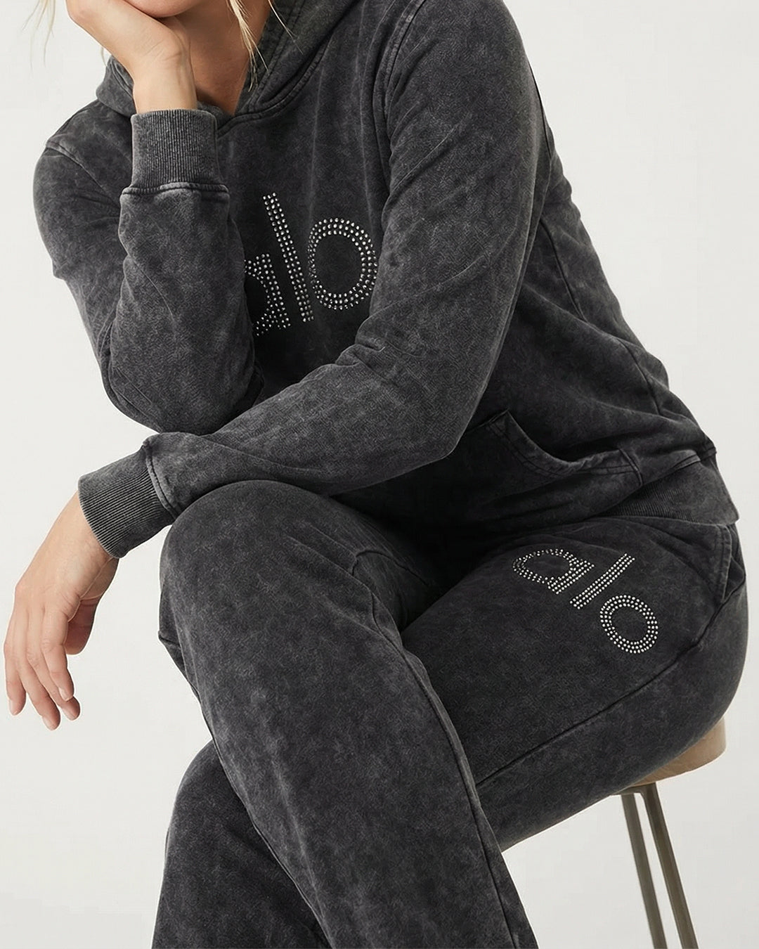 طقم هودي وبنطلون قطني "فنتج" - رمادي فحمي شتوي ترينج خروج