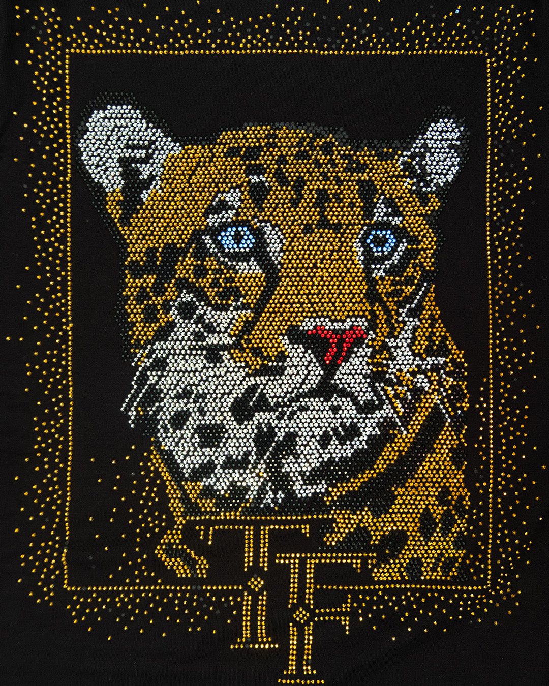 طقم قطن أسود أوف شولدر برسمة الفهد - ستراس كريستال حراري